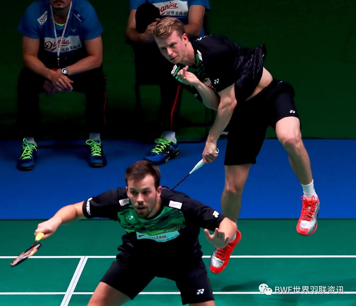 爱游戏2026-日本队力克丹麦队，辛杜高光表现