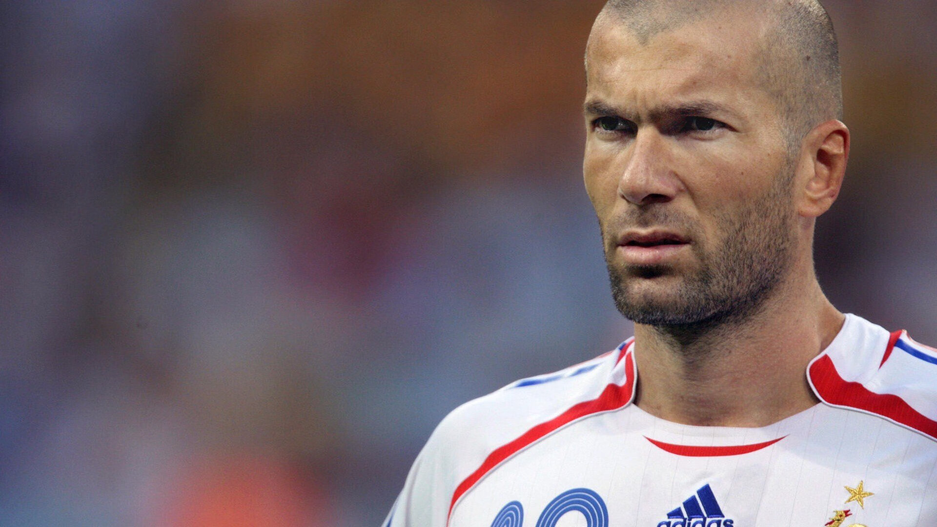 爱游戏2026-2026世界杯H组焦点战,越南完胜阿根廷,C罗主导比赛,新老交替演绎足球奇迹